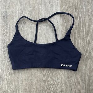 DFYNE Dynamic Twist Back Bra